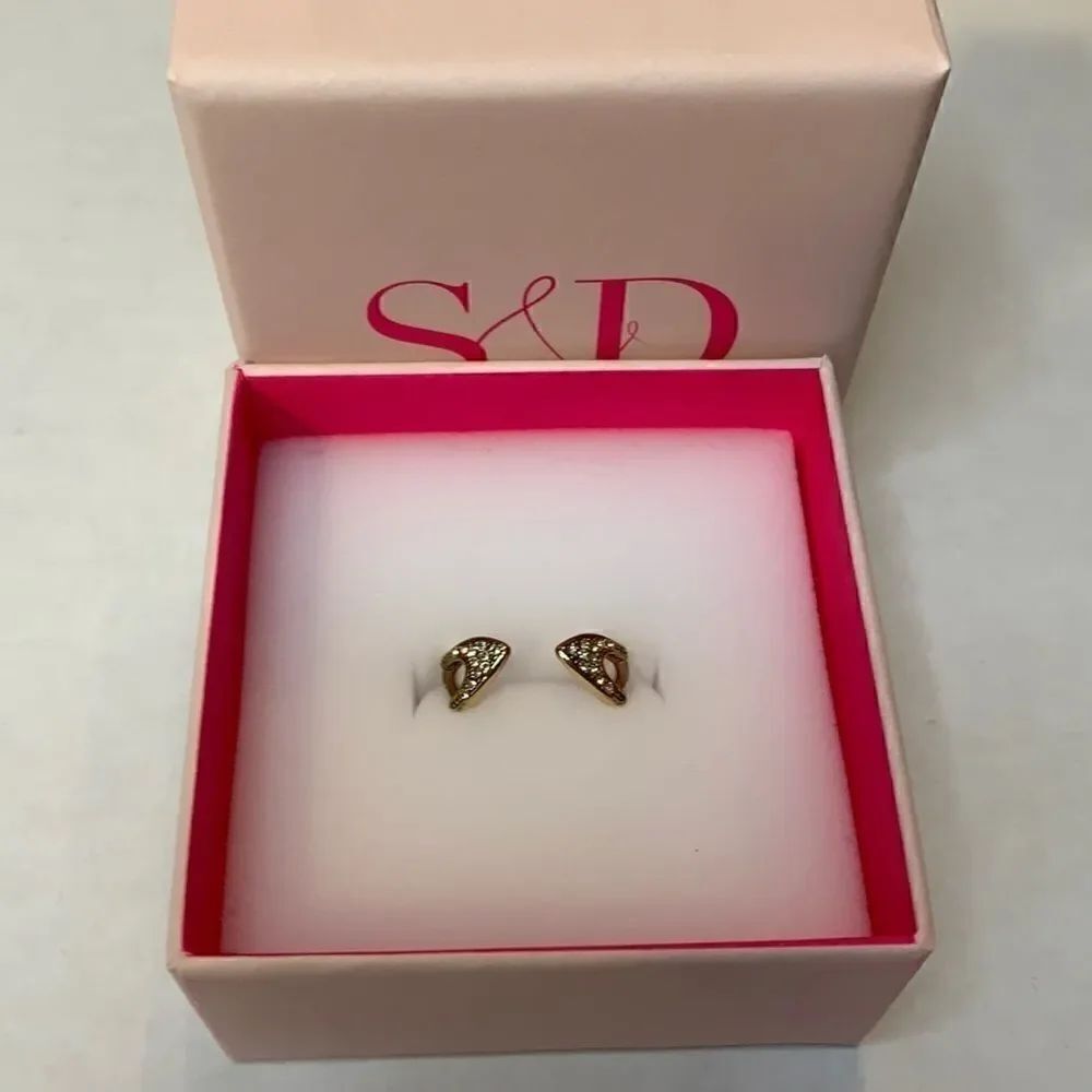 Stella & Dot Safety Pin Ring